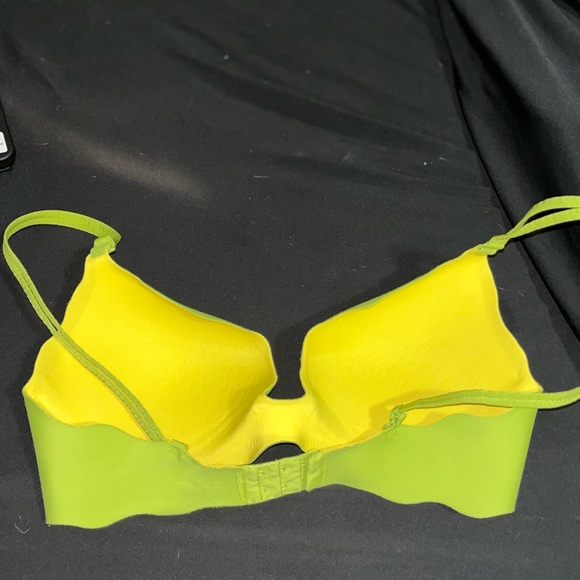 Y2k Victoria secret bra no show no wire 36b - Picture 2 of 4